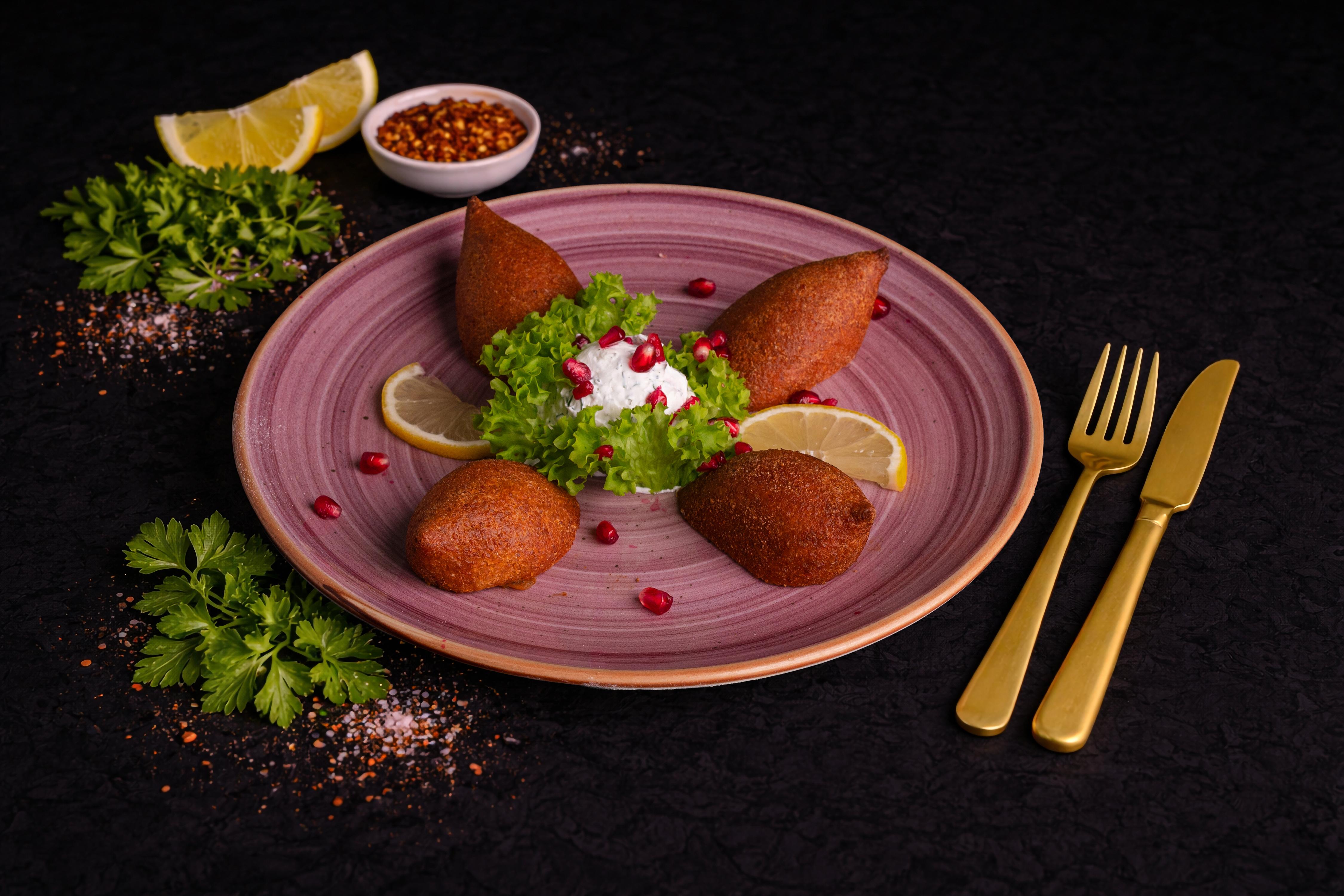İçli köfte (2 stk.)